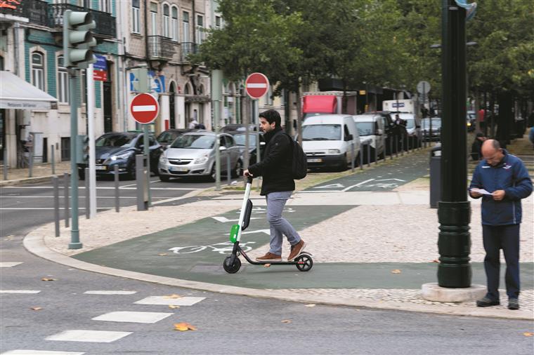 PSP detém 12 pessoas de trotinete e bicicleta