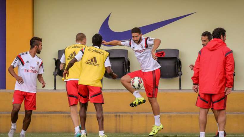 Benfica. Taarabt convocado para a receção ao Tondela