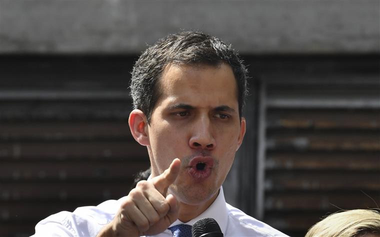 Juan Guaidó apela à Europa para aumentar sanções contra regime de Maduro