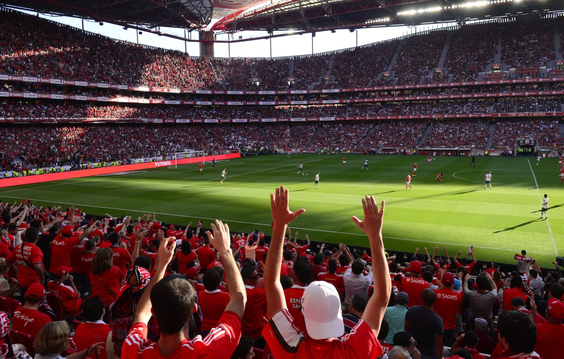 Benfica-Eintracht Frankfurt. Acabar com a euforia da equipa do ano