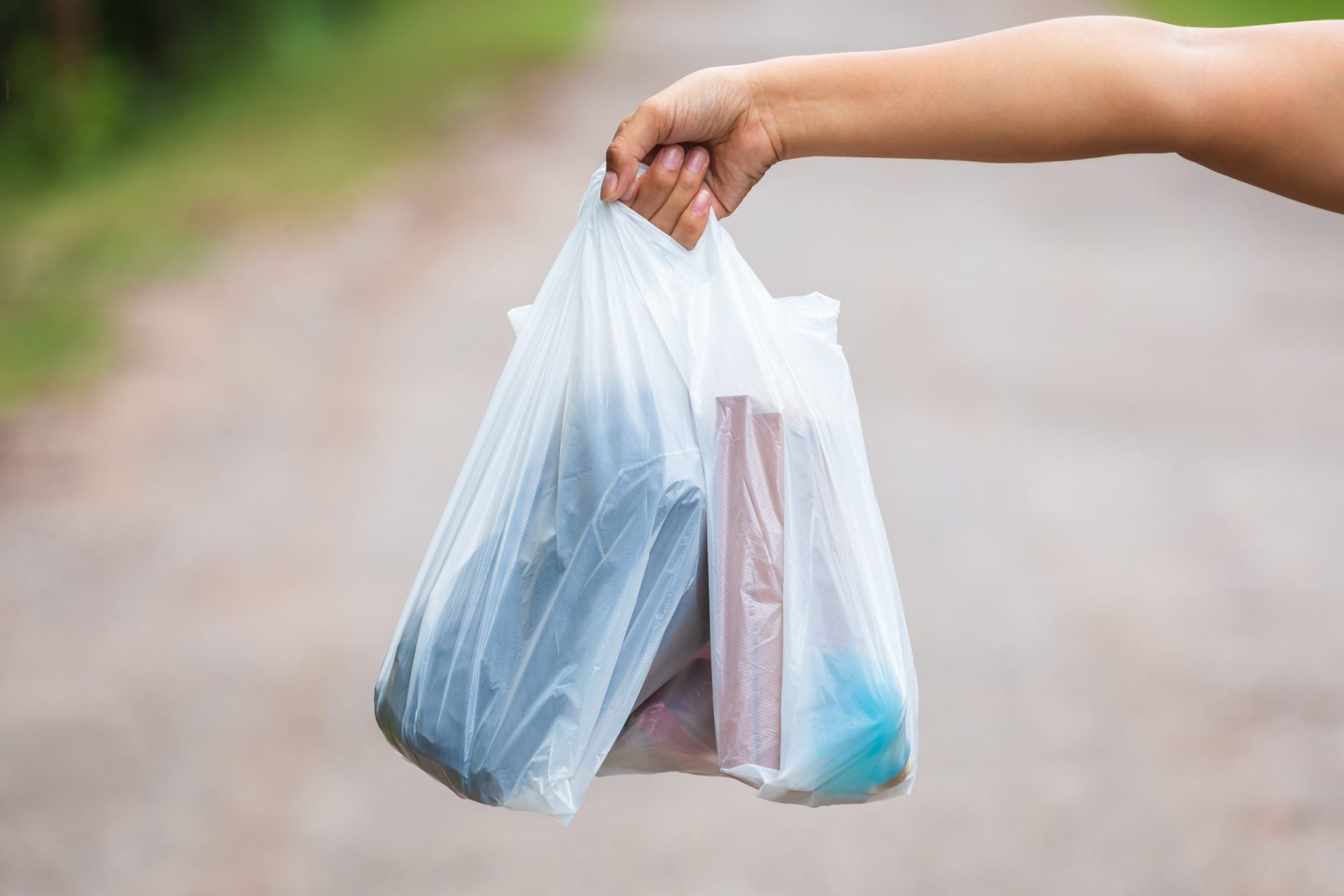 Plástico vs. Papel. Uma guerra sem fim à vista