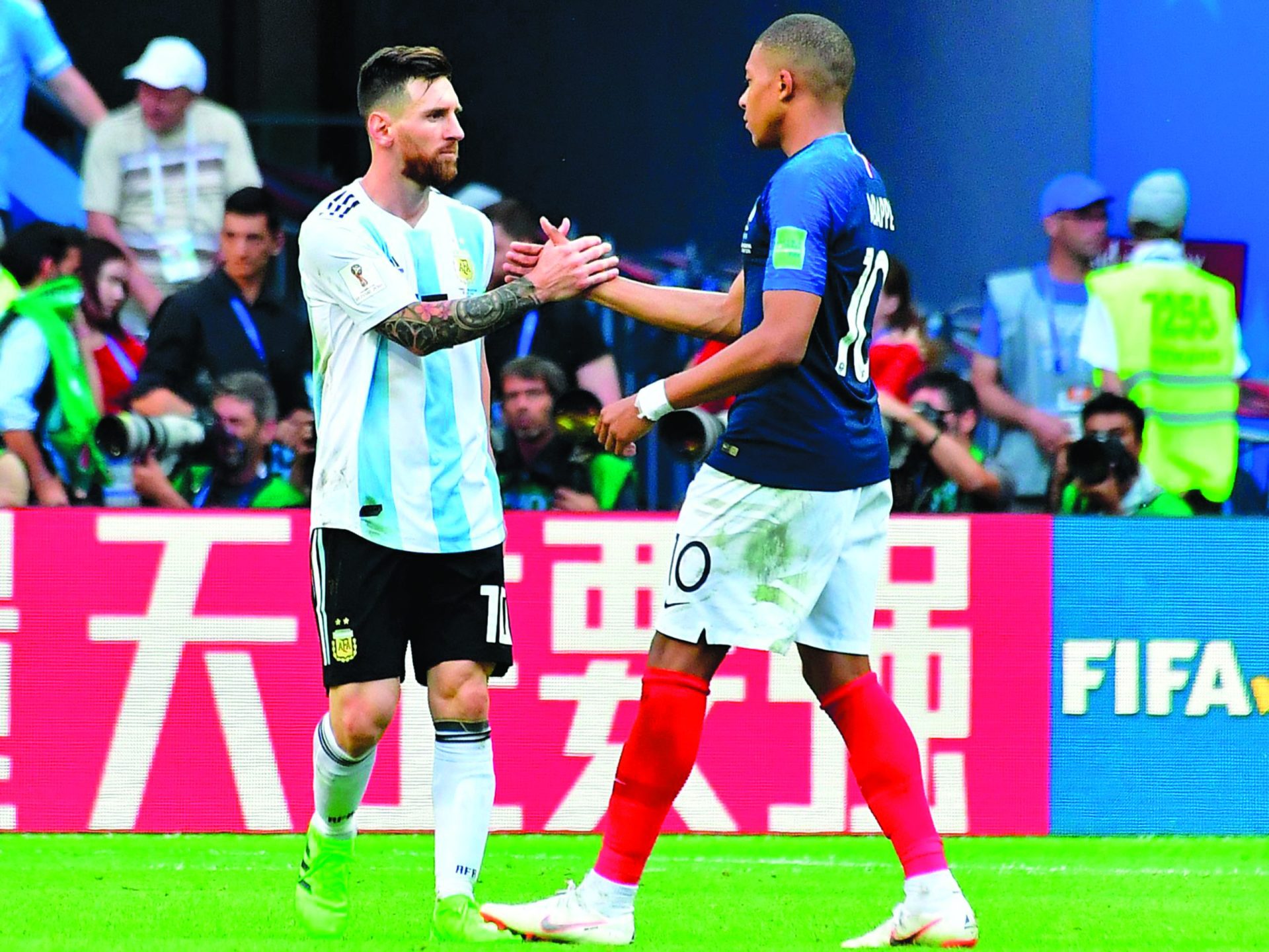 Bota de Ouro. Messi e Mbappé levam a corrida até à última