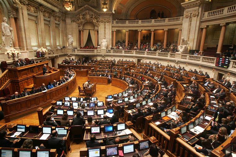 A eutanásia terá que esperar pela próxima legislatura para voltar ao Parlamento