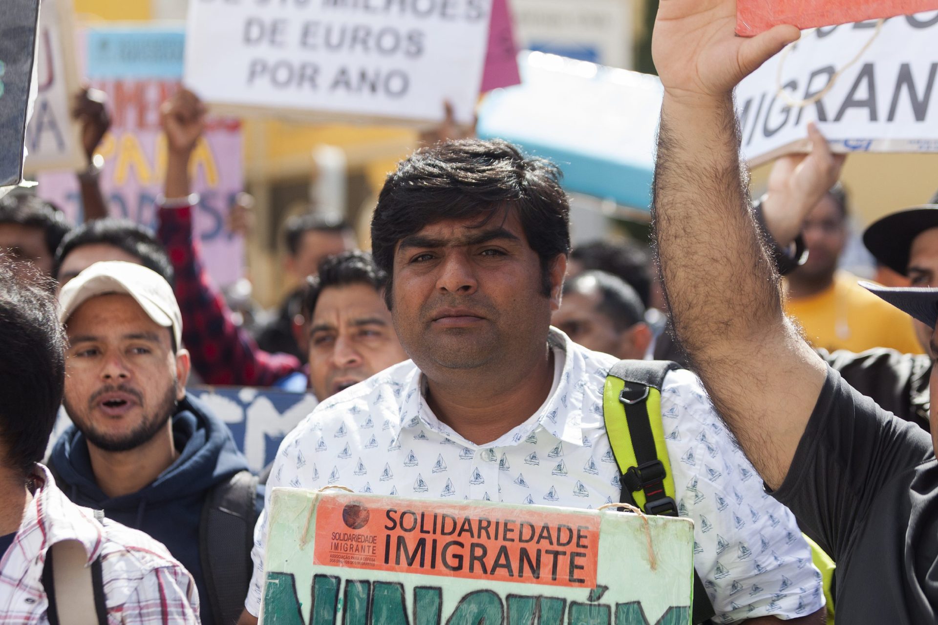 Governo garante não houve qualquer perda de financiamento nos apoios para integrar refugiados