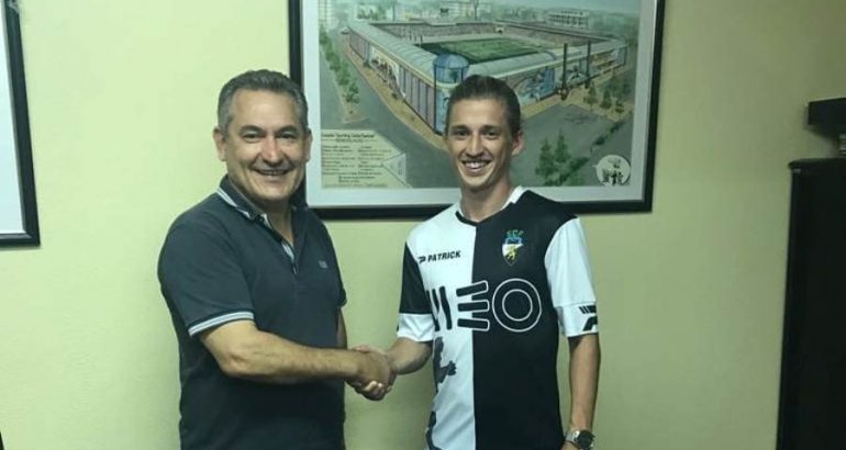 Sporting. Gauld rescinde e assina pelo Farense