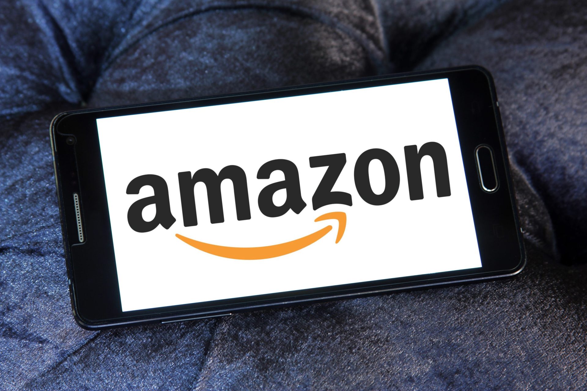 Dados pessoais. UE abre investigação à Amazon