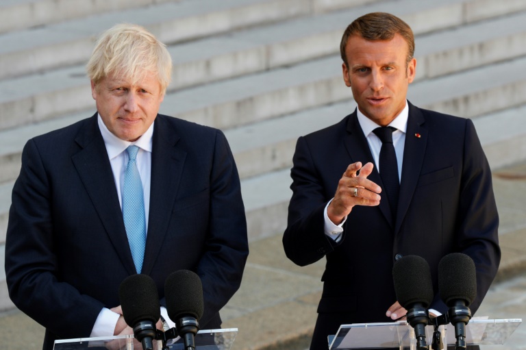 Brexit. Johnson sonda Merkel e Macron sobre a possibilidade de um novo acordo