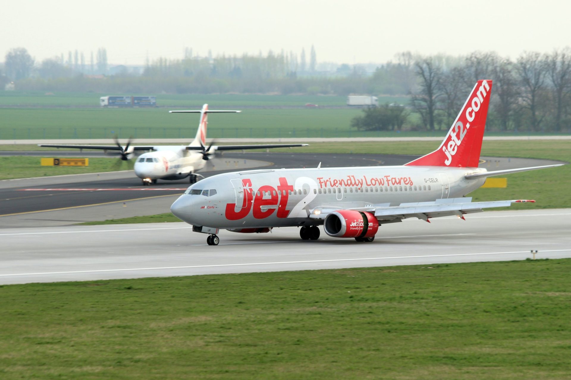 Avião aterrou de emergência no Porto para assistência a membro da tripulação