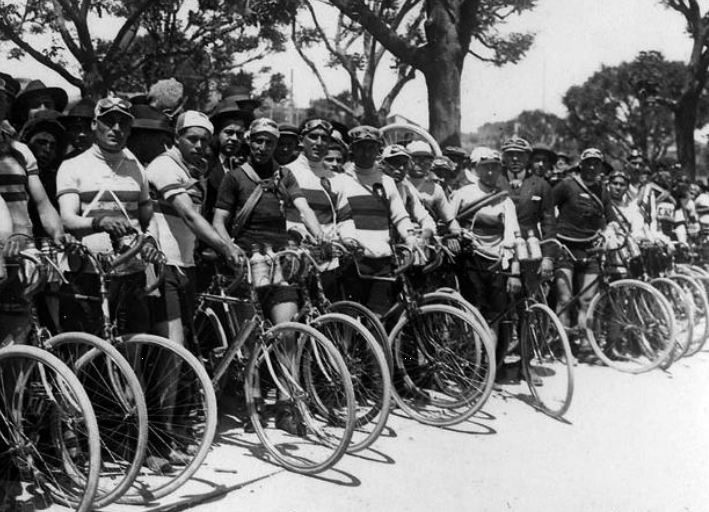 António Augusto de Carvalho. 1958 km de potência de Cacilhas a Lisboa!