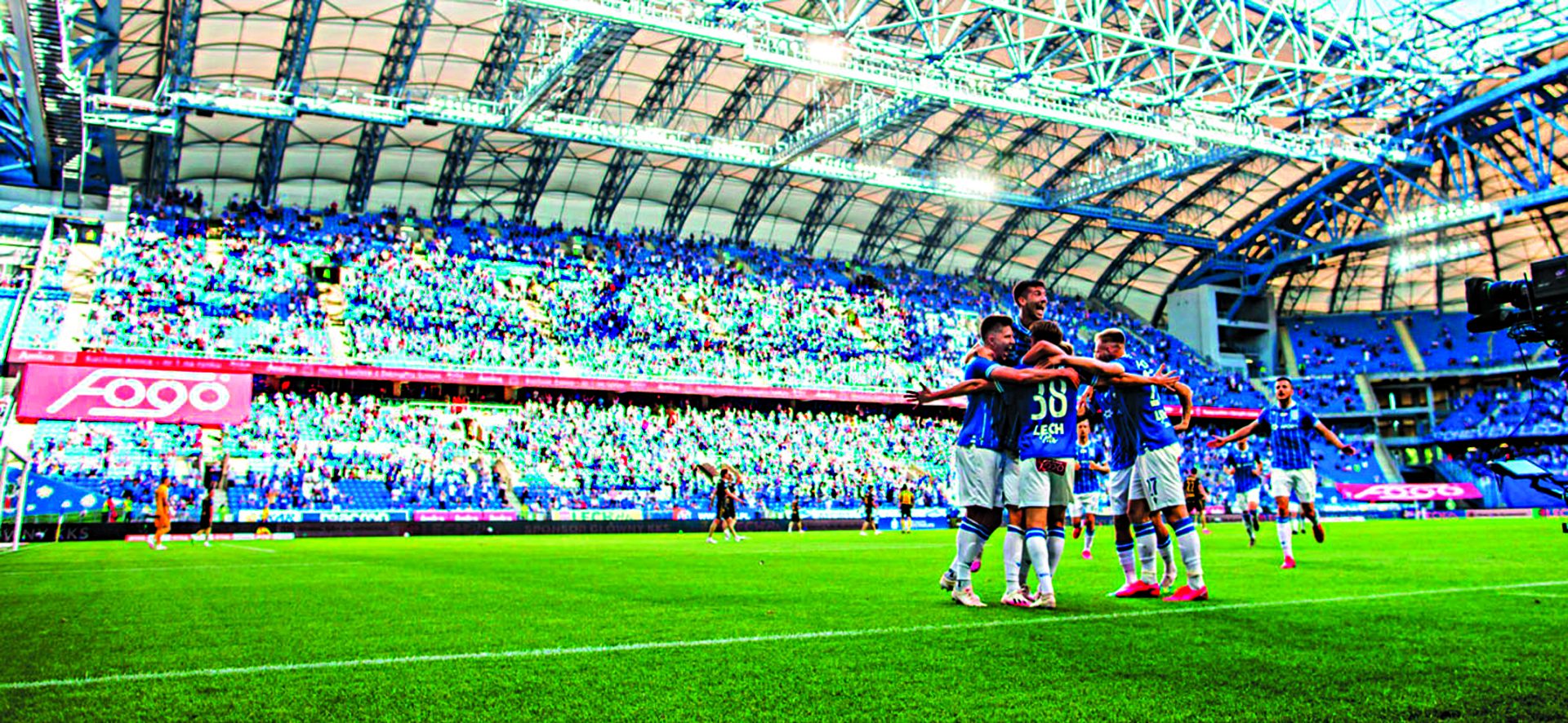 Lech Poznan. Os Ferroviários vieram a Lisboa mas o Benfica não estava em casa