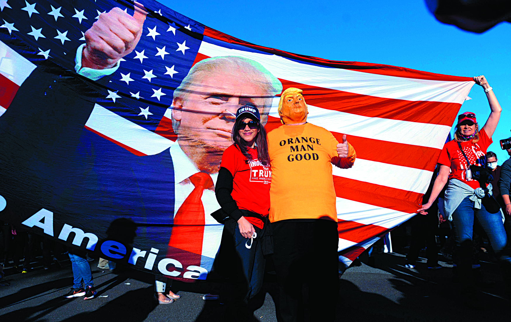 EUA. Apoiantes de Trump saem à rua, mas com menos esperança