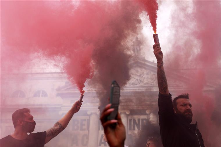 Figuras públicas apoiam movimento ‘A Pão e Água’ e apelam à participação na manifestação desta quarta-feira