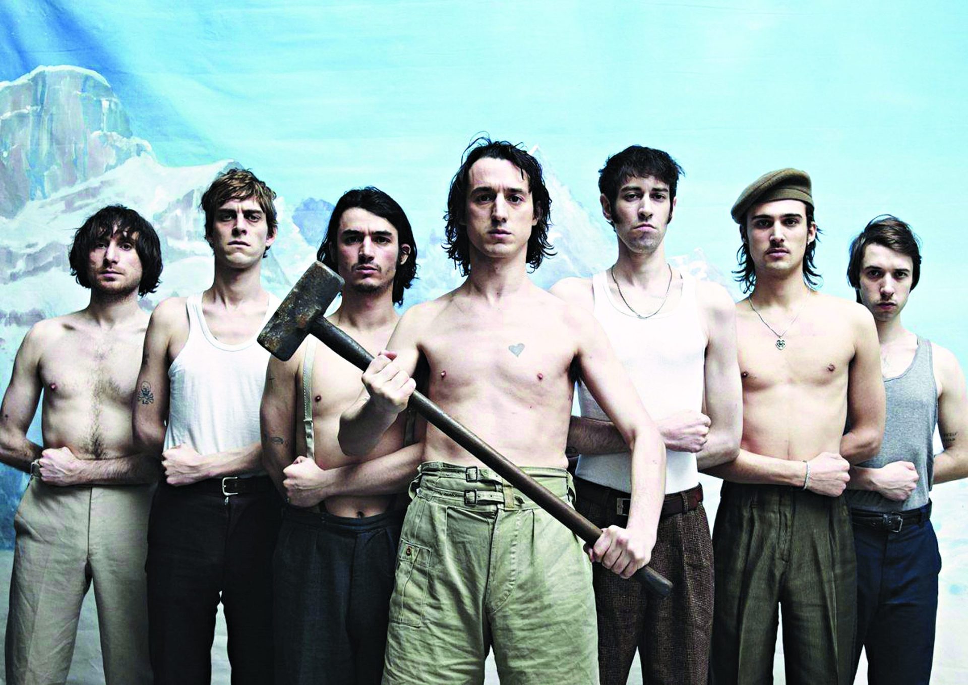 Fat White Family. “Se recusássemos tocar em sítios por onde passou a  extrema-direita não saíamos de casa”