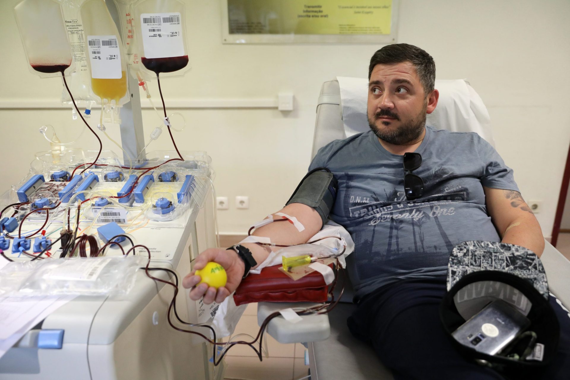 Covid-19. Portugal avança para ensaios clínicos com plasma de doentes curados