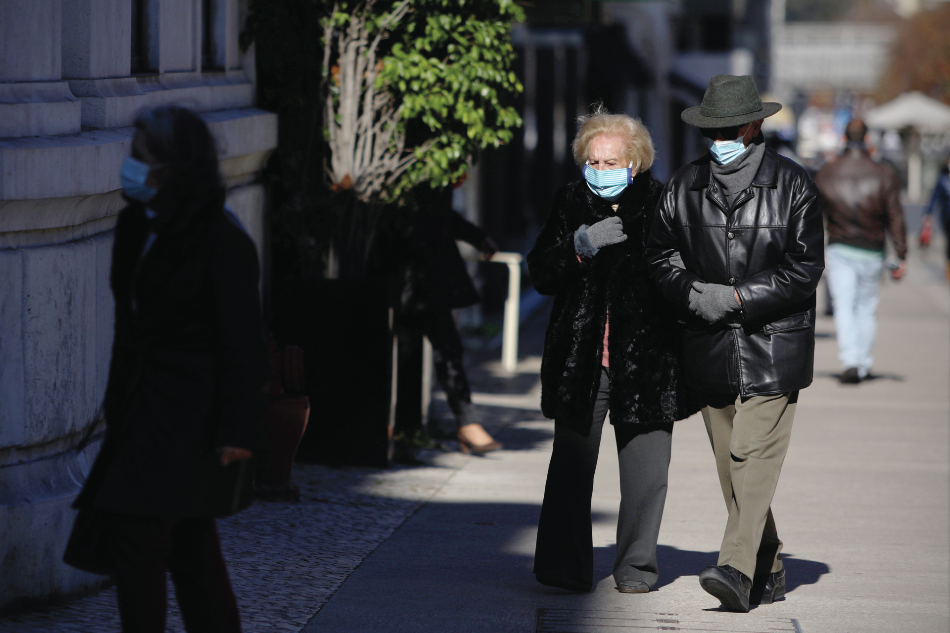 País volta a confinar ainda esta semana