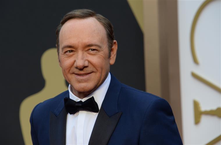 Kevin Spacey condenado a pagar indemnização de mais de 27 milhões a produtora de “House of Cards”