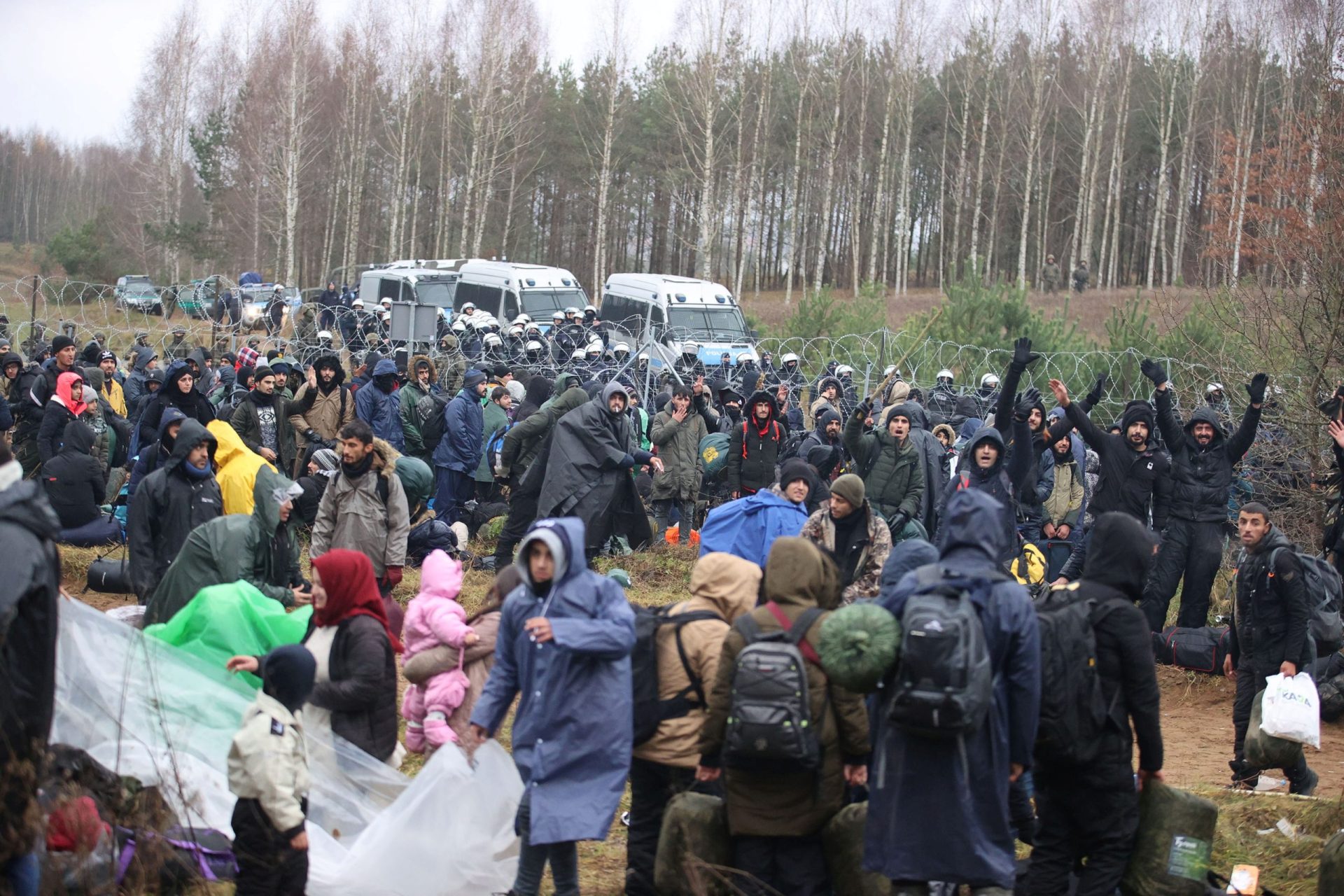 Polónia receia gigantesca vaga de migrantes vinda da Bielorrússia