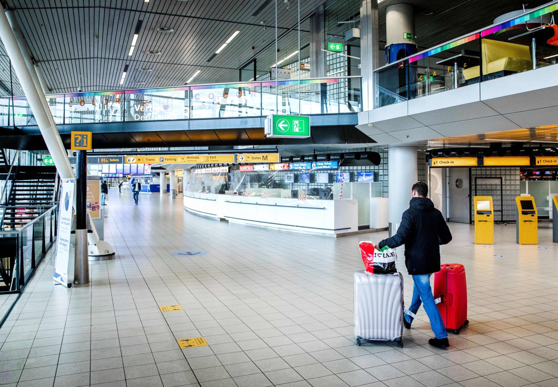 Brasileiros retidos em Portugal. “Muitas pessoas entraram em exaustão”