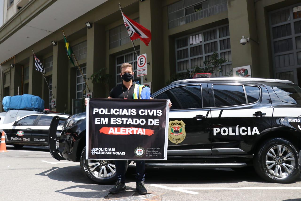 Polícias brasileiras regressam às ruas em protesto contra medidas do Governo