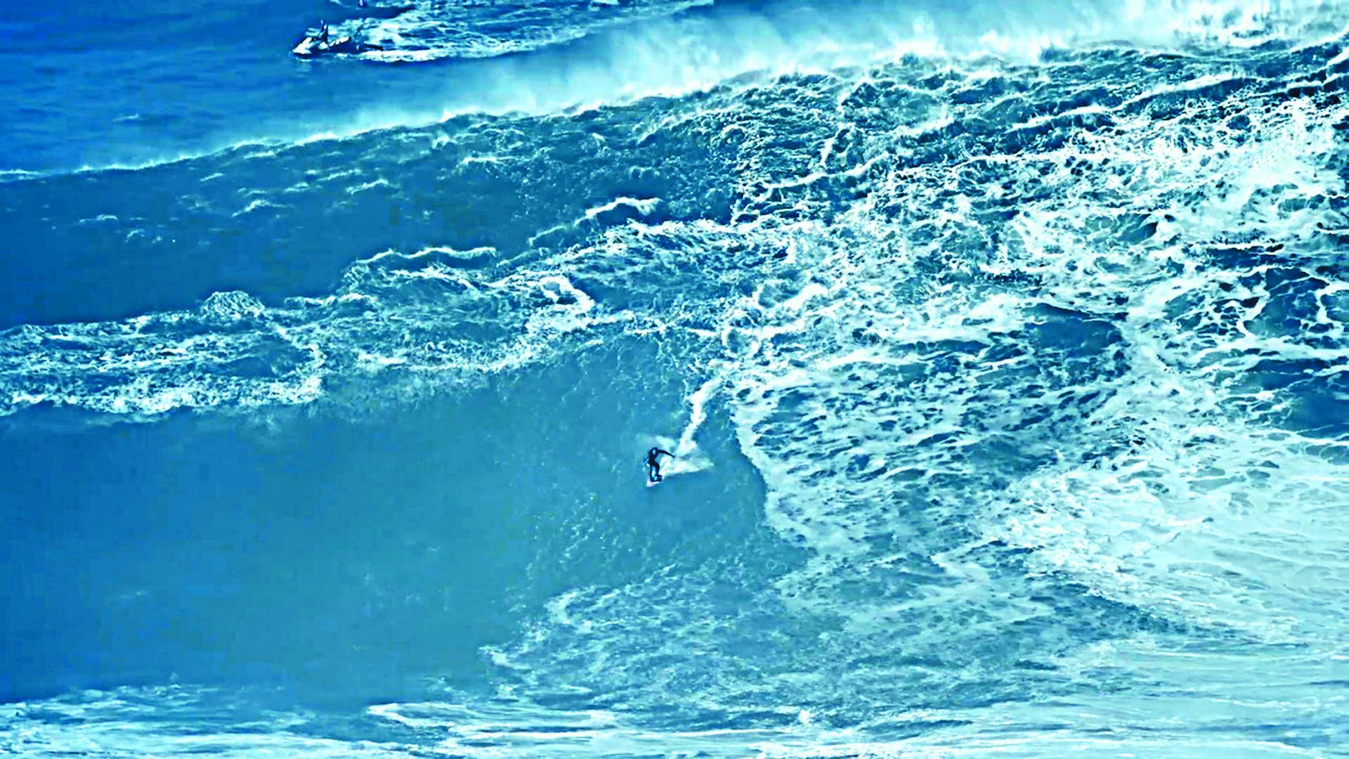 Nazaré. Canhão dispara português para recorde mundial de surf