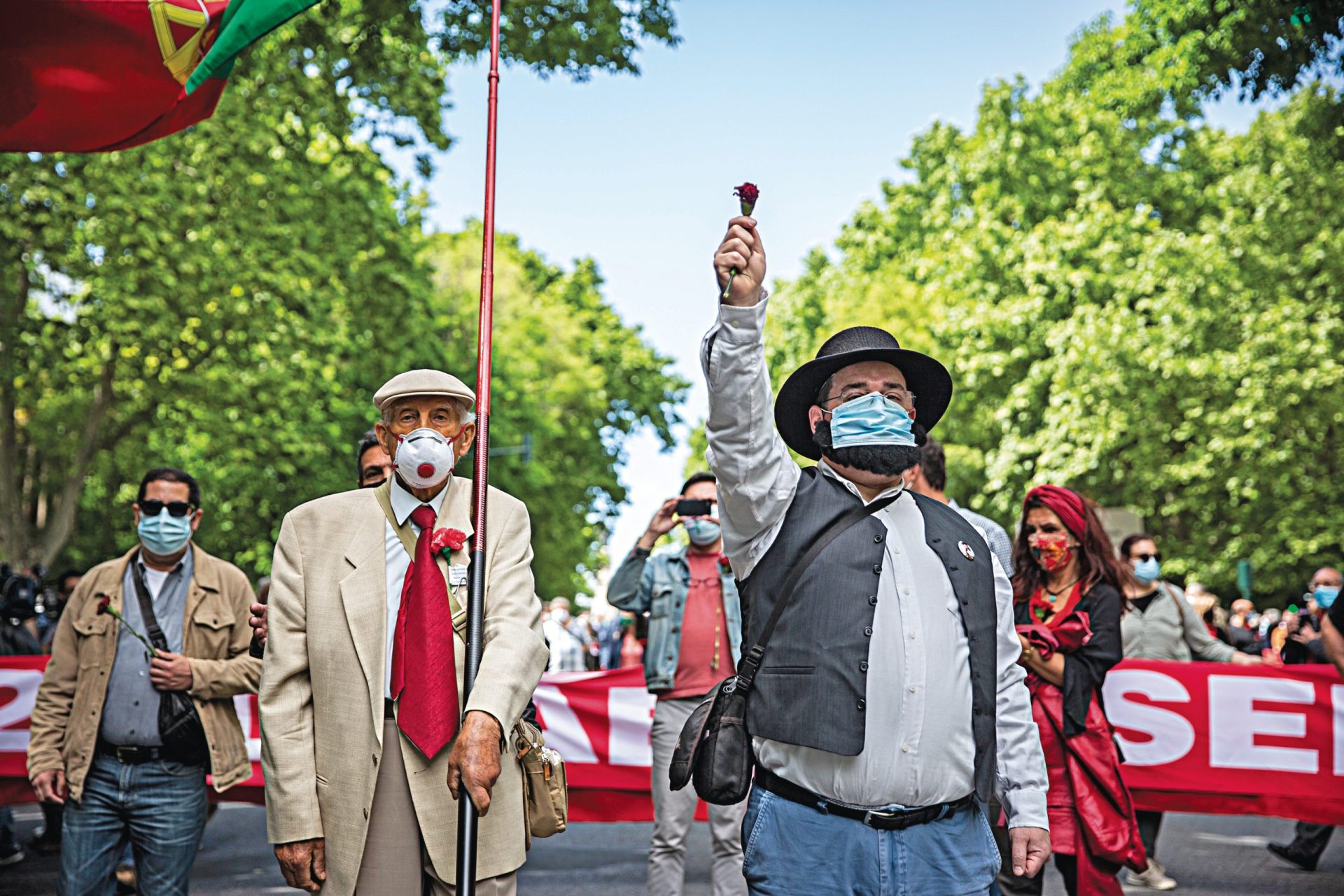 25 de Abril. A liberdade saiu à rua, desta vez em dose dupla