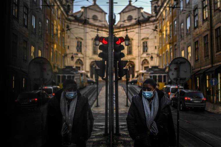 Portugal sobe Rt para 0,97 e está a aproximar cada vez mais da zona amarela