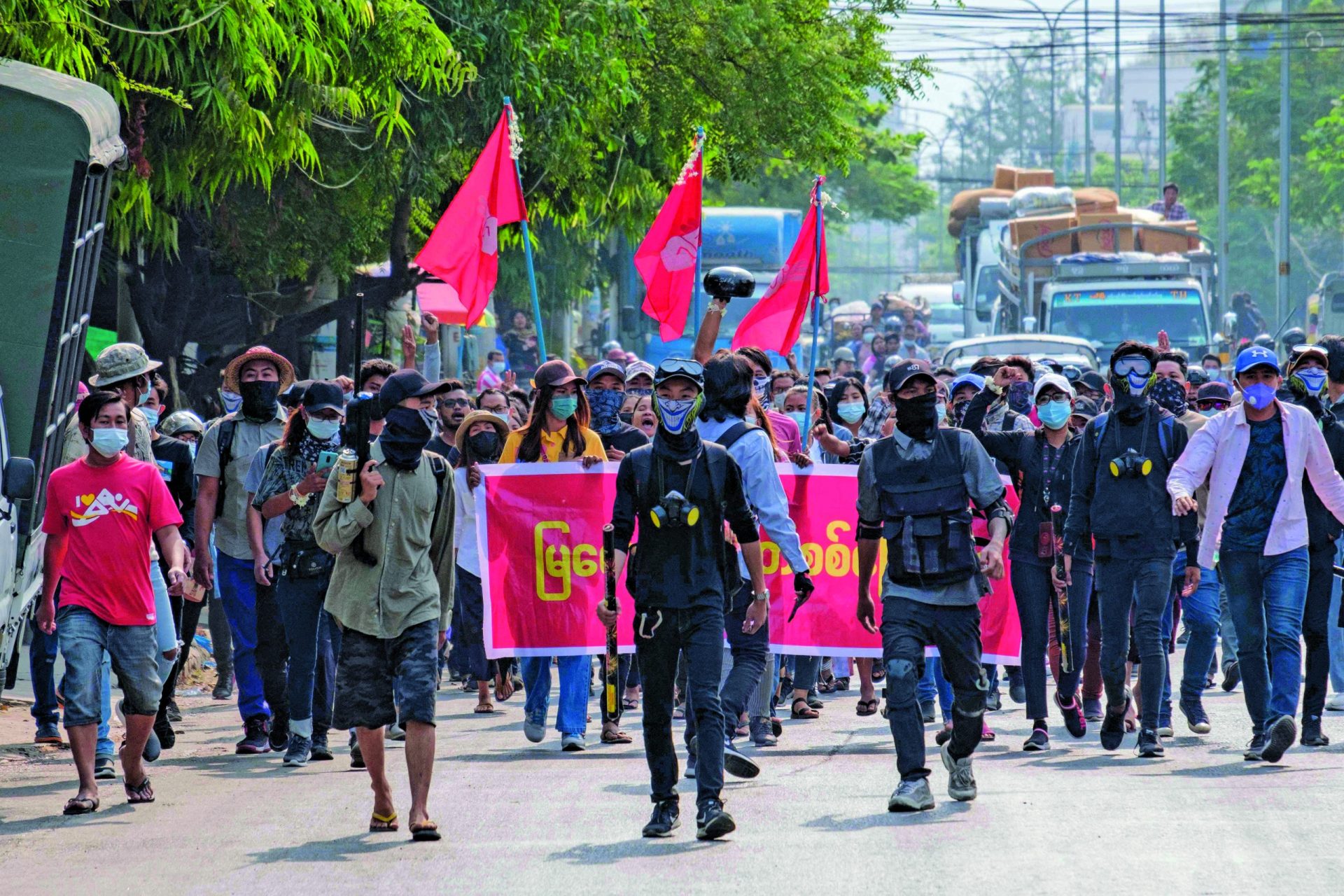 Myanmar. No meio do massacre, receio de uma guerra civil