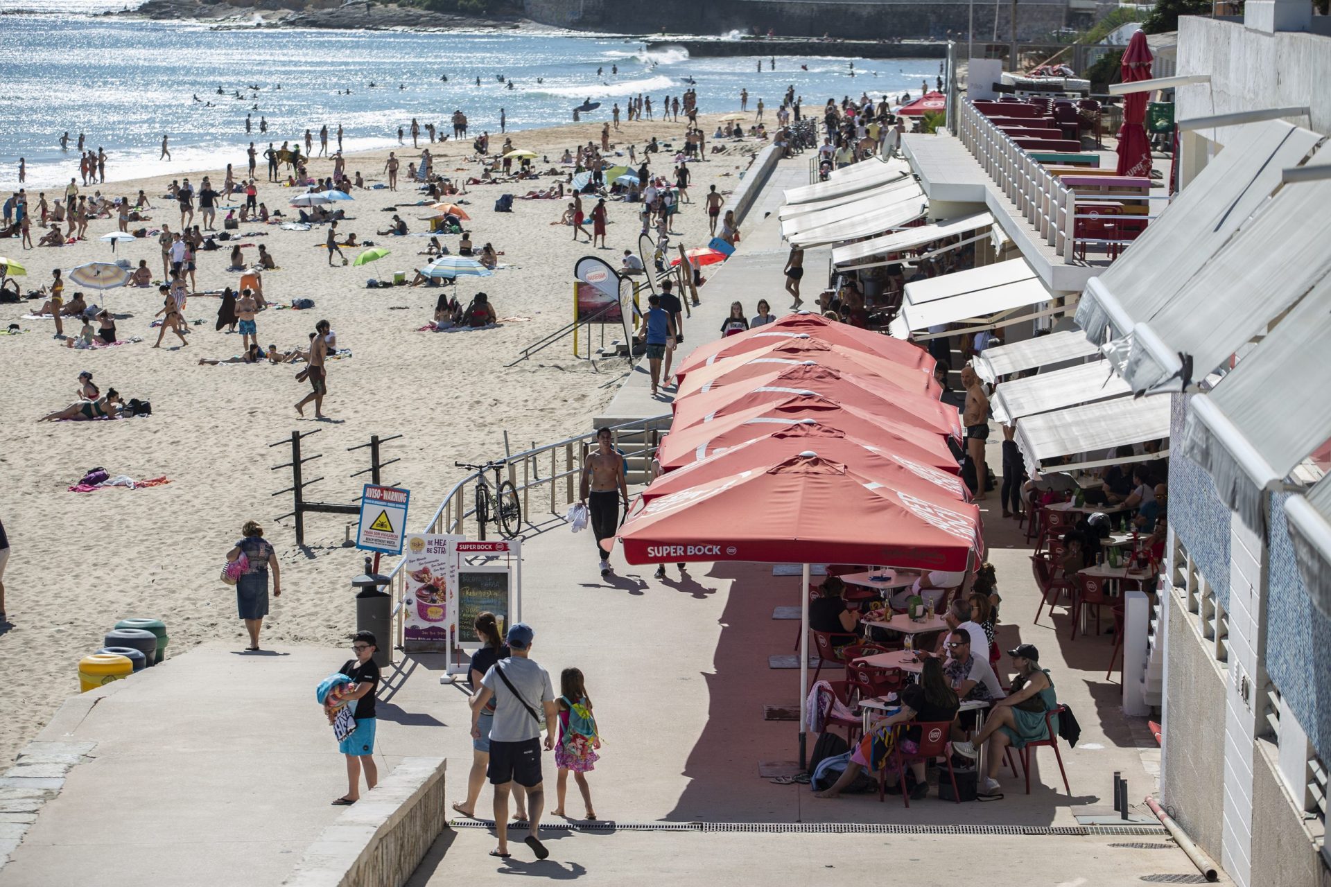 Multas até 100 euros para quem não usar máscara na praia