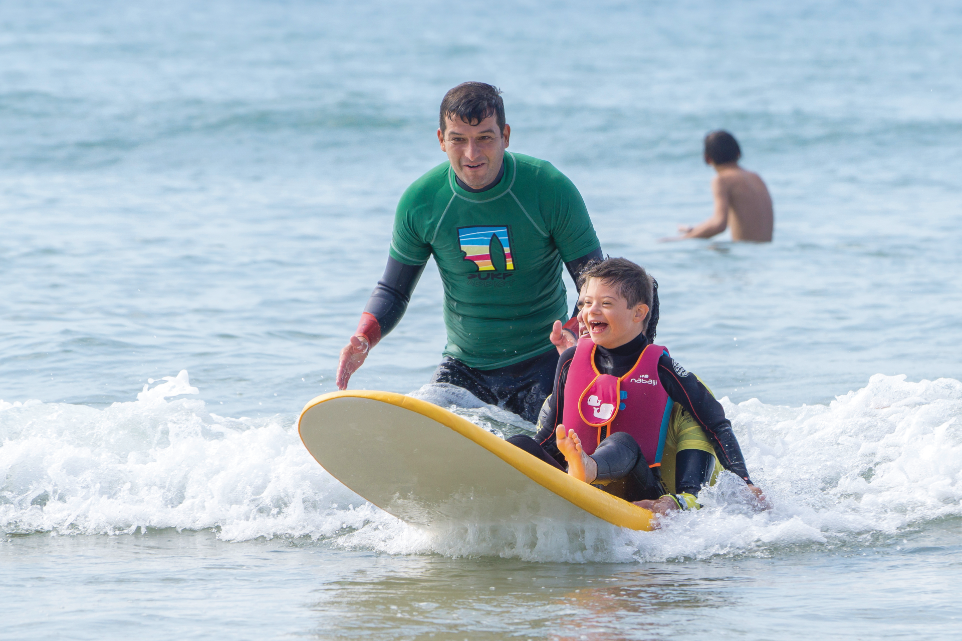 Surf Adaptado. Onda de superação