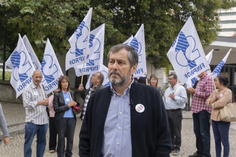 Fenprof. Greve ao sobretrabalho a partir do dia 24 de outubro