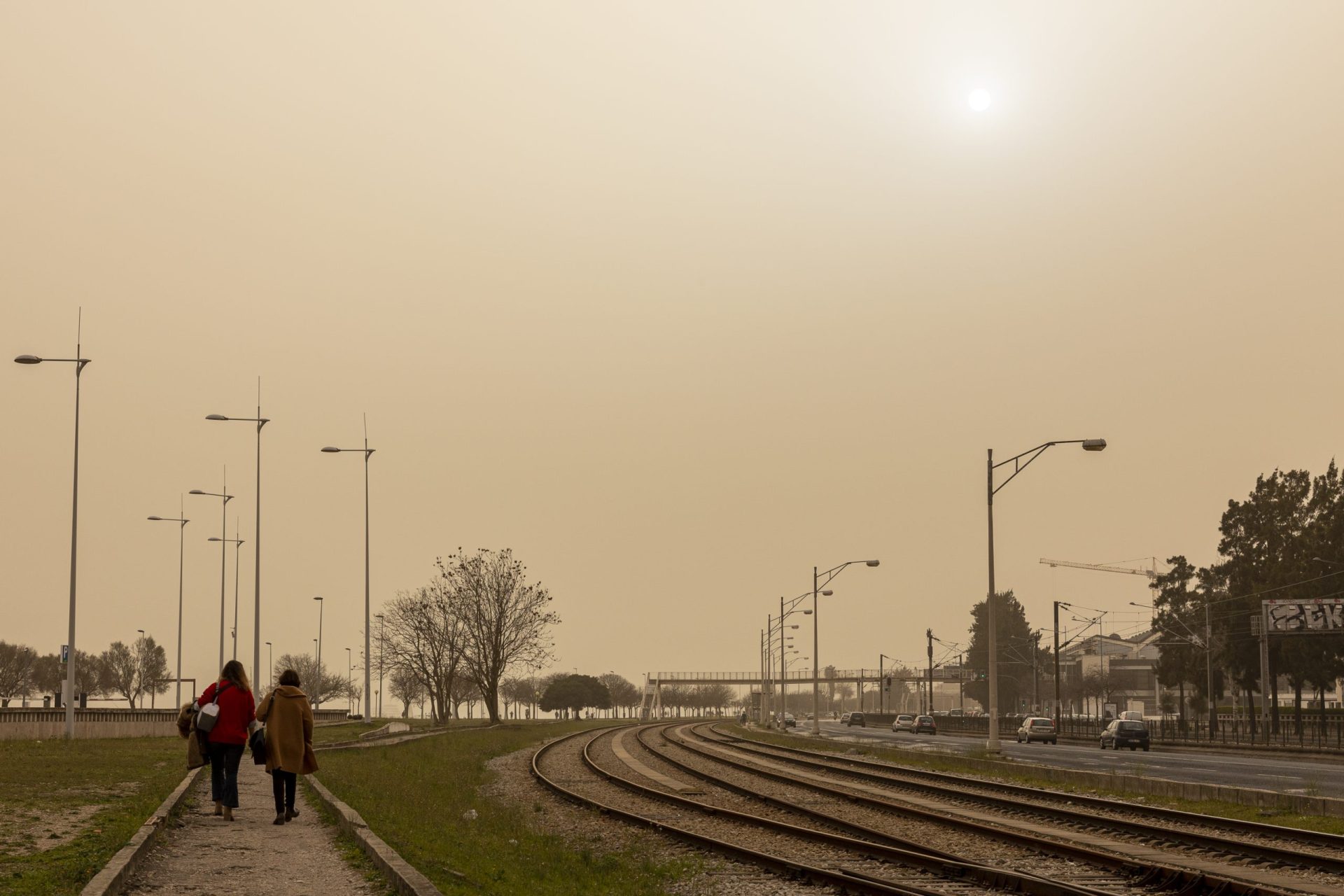 Poeiras do Norte de África. Temperaturas podem ultrapassar hoje os 30ºC