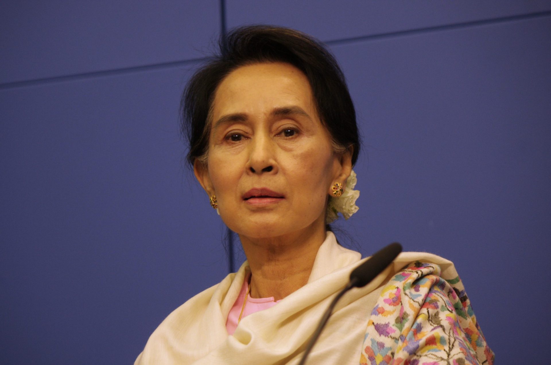 Aung San Suu Kyi condenada a mais quatro anos de prisão