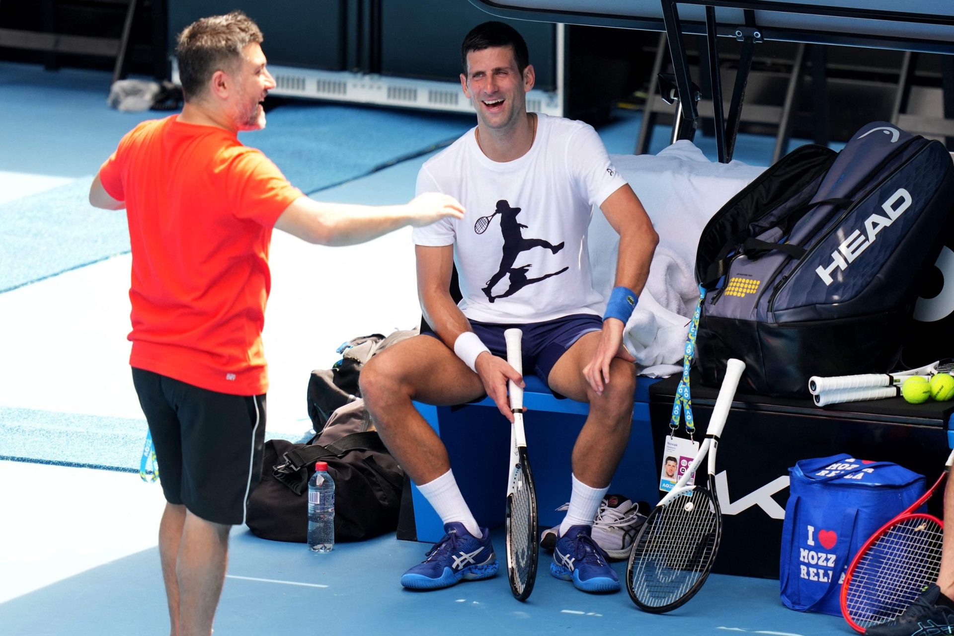 Ténis. Djokovic vence batalha, mas pode não ganhar a guerra