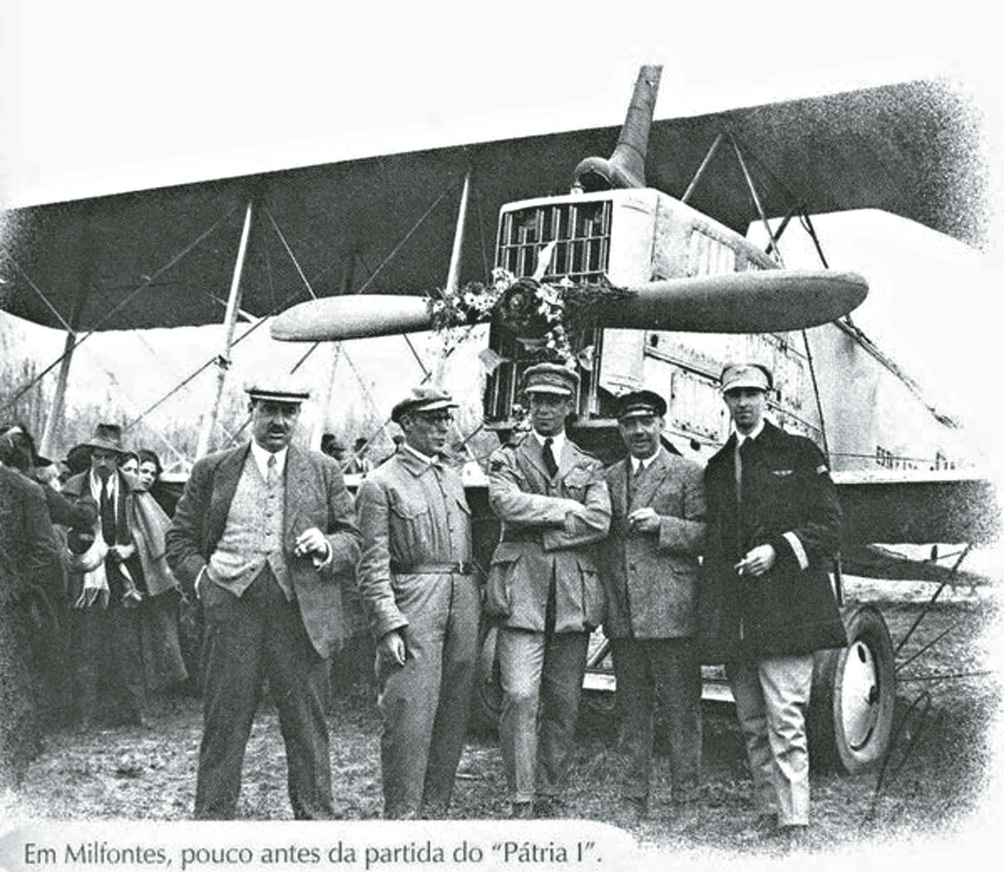 19 de Abril de 1924. Cinquenta contos no bolso e um avião feito de restos