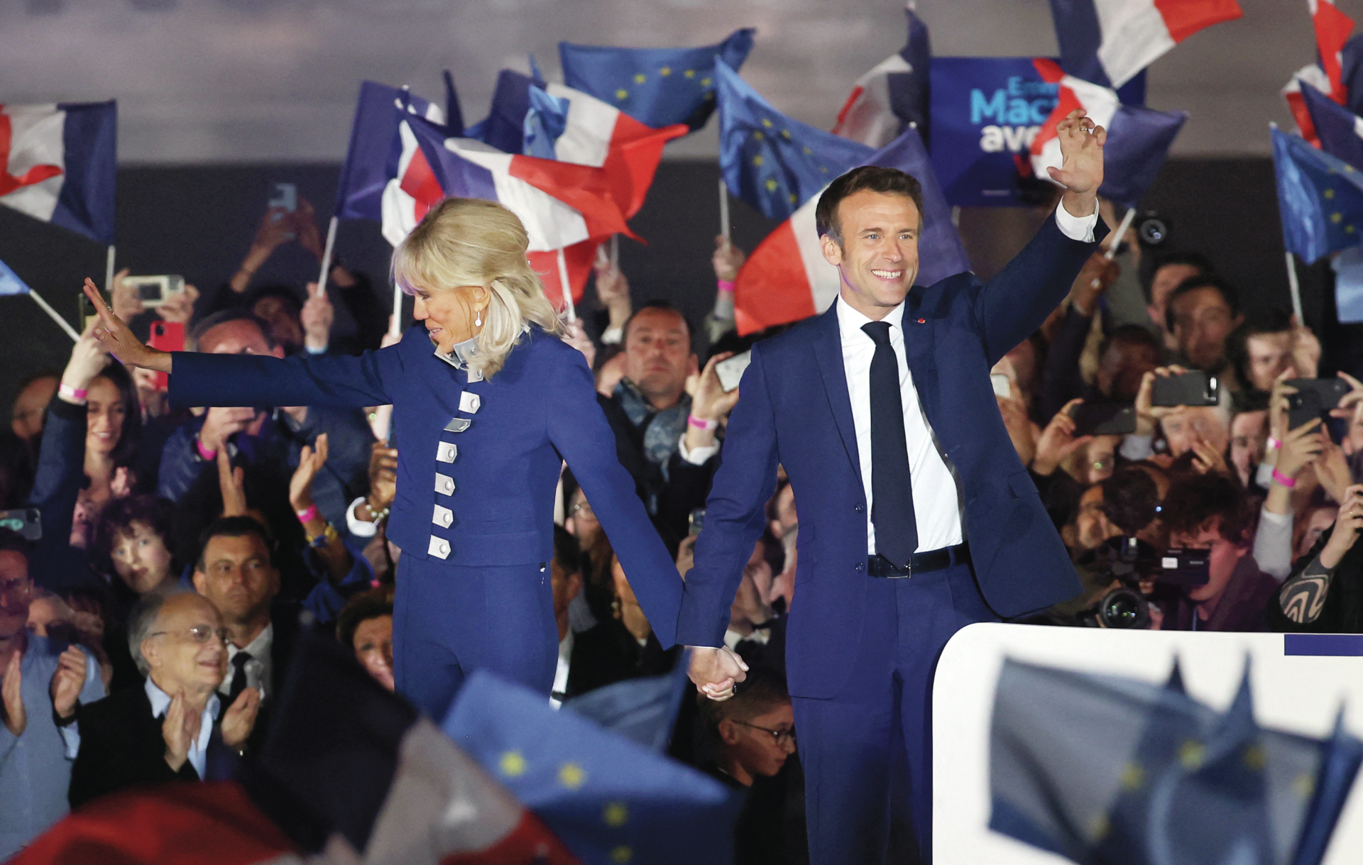 Eleições francesas. Macron promete unir uma França em rutura