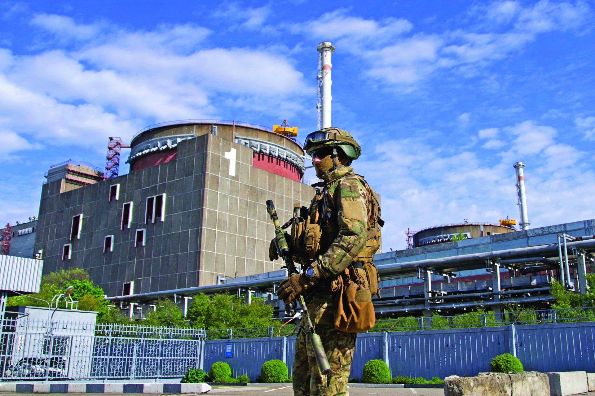 Ucrânia. Central nuclear “está completamente fora de controlo”