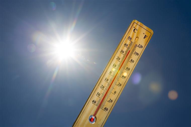 Termómetros podem hoje chegar aos 36 graus