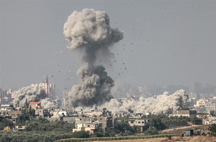 Israel terá decido adiar entrada em Gaza