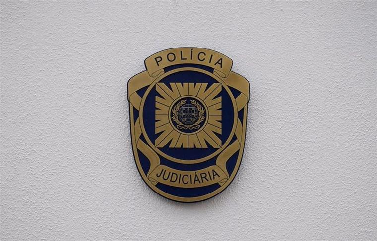 PJ detém jovem de 19 anos detido por balear vizinho