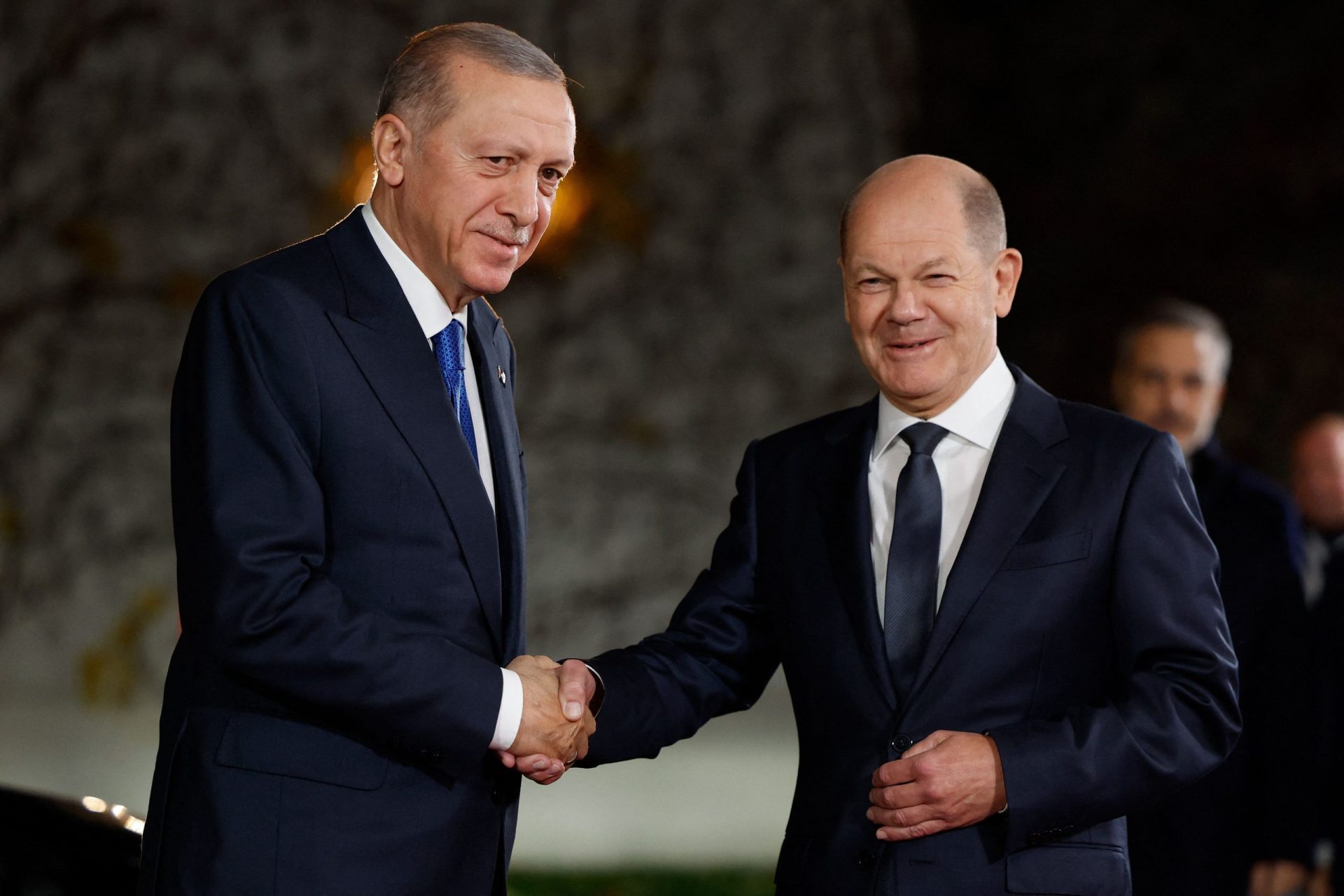 Erdogan e Scholz têm “opiniões divergentes” relativamente à situação Gaza mas partilham objetivo comum