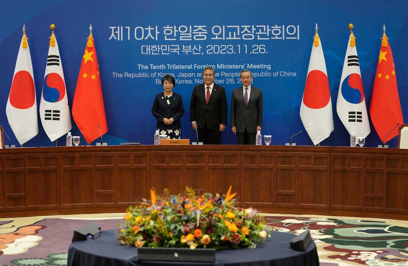 China, Japão e Coreia do Sul retomam contactos de alto nível