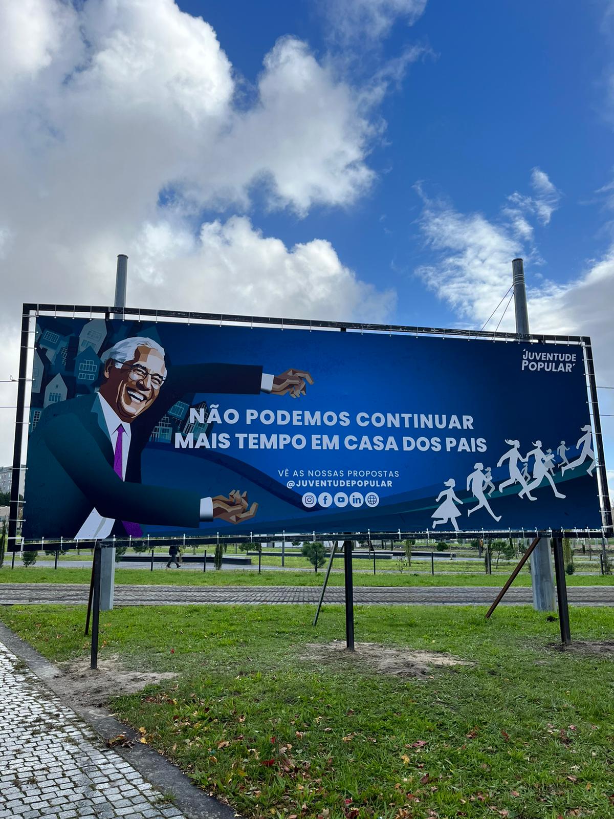 Juventude Popular inaugura outdoor no Polo Universitário do Porto