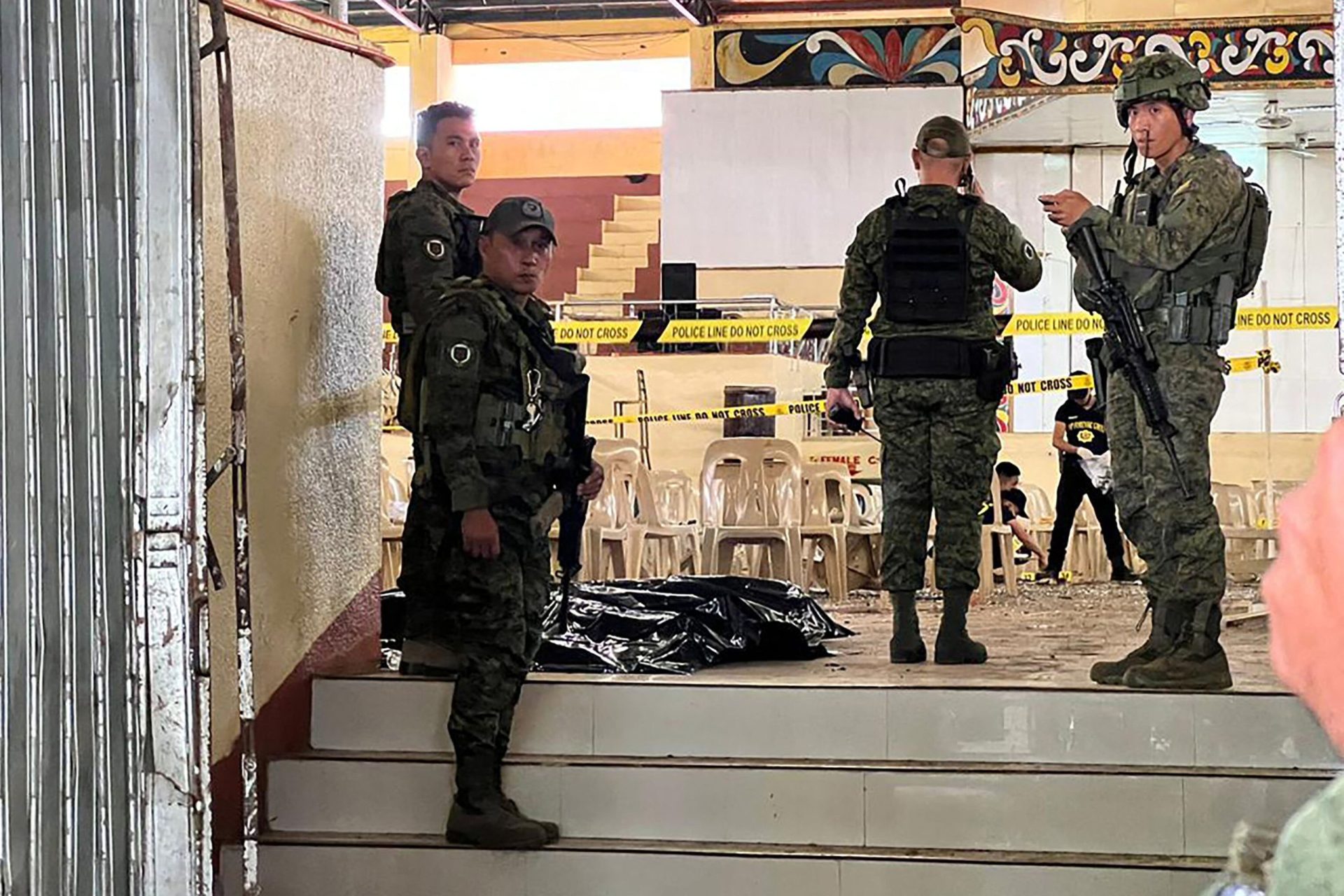 Atentado nas Filipinas faz pelo menos três mortos