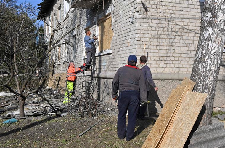 Ucrânia. Quase 30 aldeias ucranianas evacuadas em Kharkiv