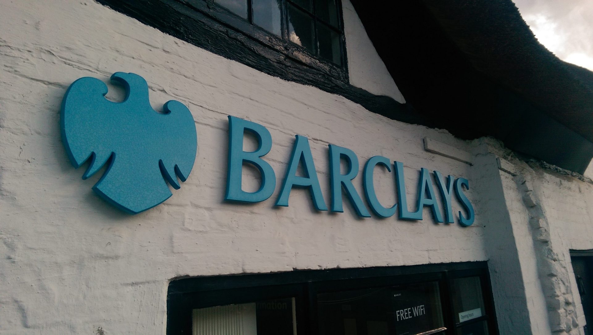 Mais de 5.000 despedimentos no Barclays em 2023