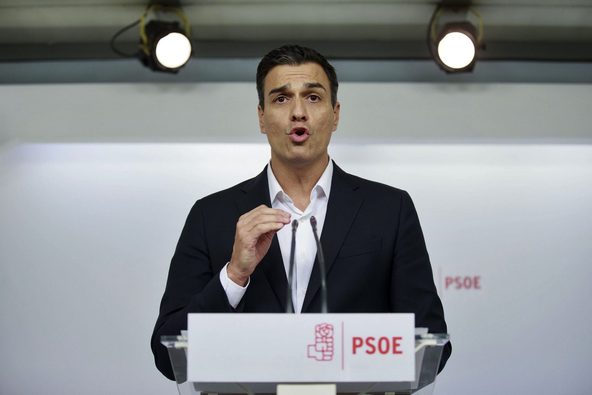 Espanha. Pedro Sánchez demite-se