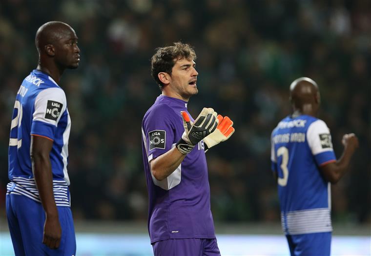 Iker Casillas responde a adepto nas redes sociais