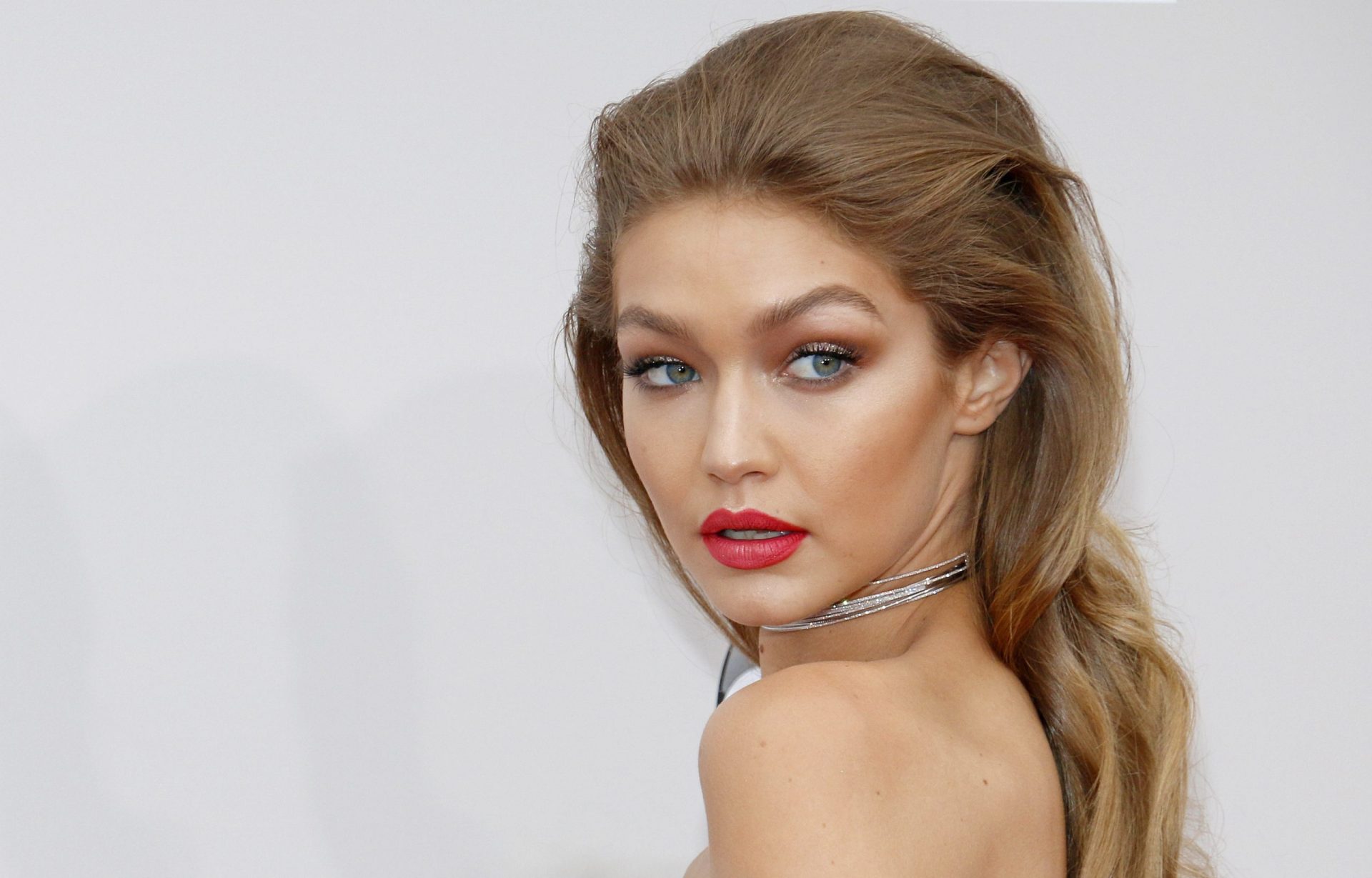 Gigi Hadid é a manequim internacional do ano