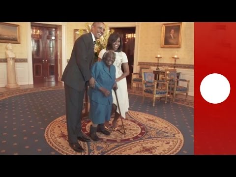 Obama dança com mulher de 106 anos na Casa Branca