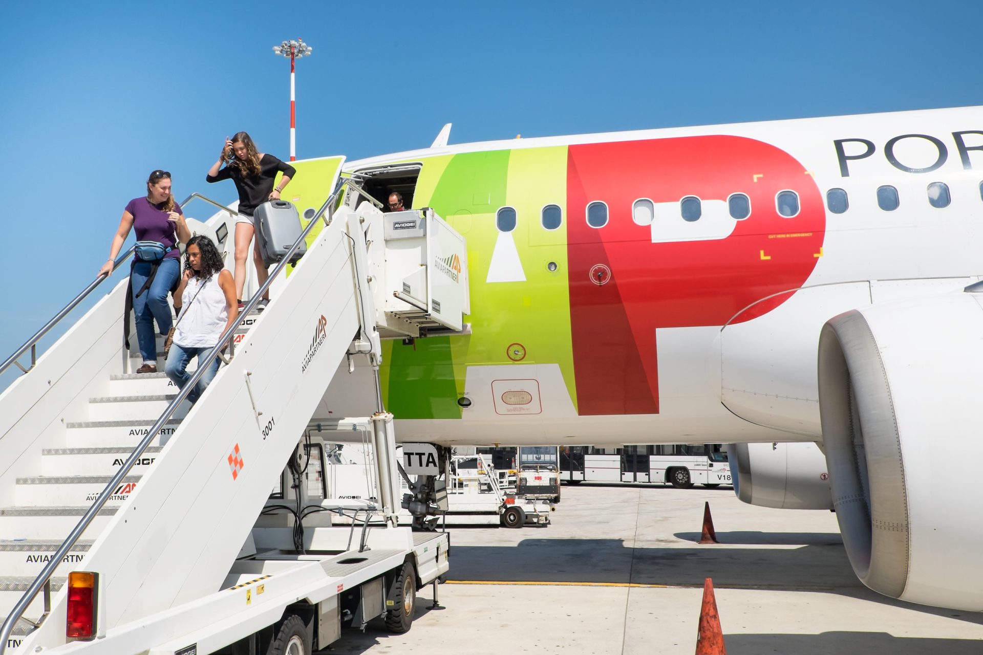 Aeroporto de Faro. Detido por falso alarme tem problemas mentais